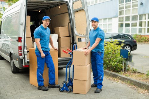 Temporary storage in Kennington for moving and renovation needs