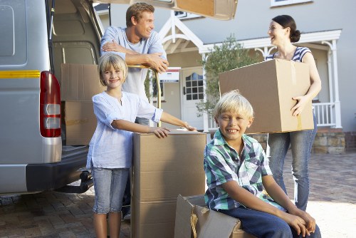 Flexible storage solution for moving and life transitions