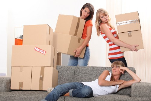 Flexible Kennington self storage options for households and businesses